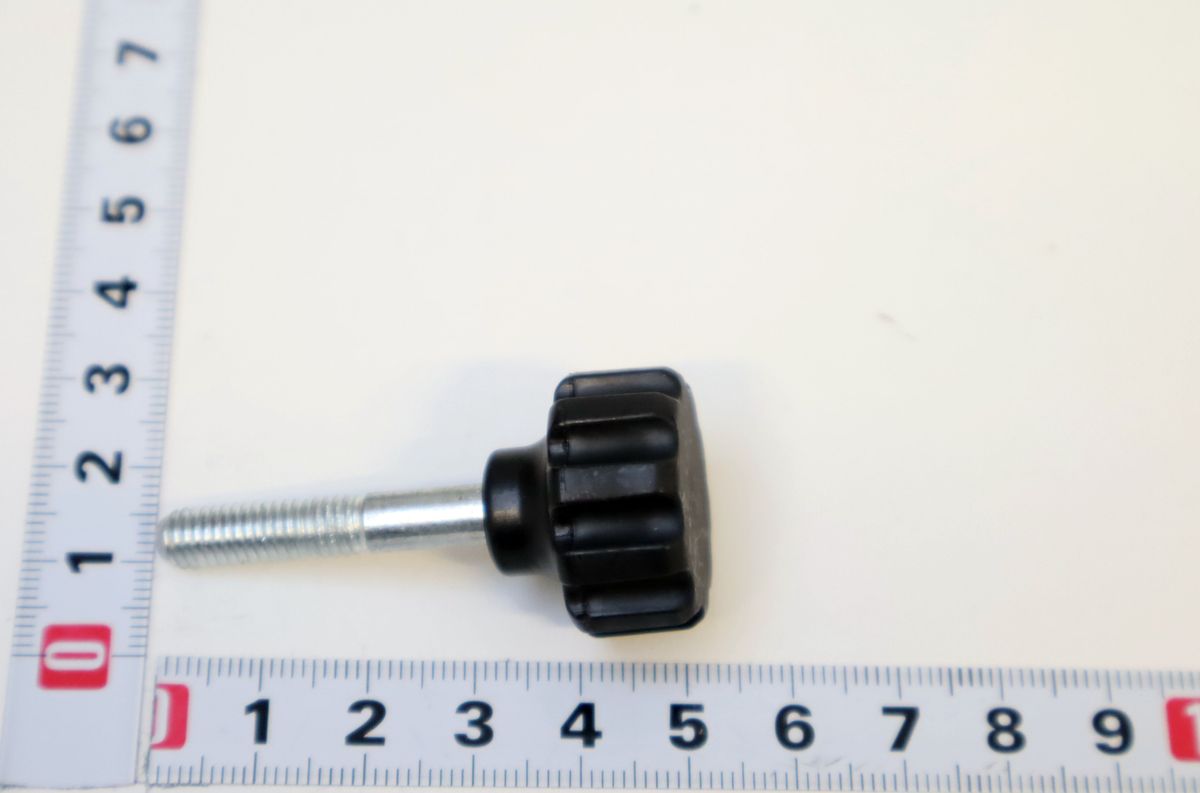 Sterngriffschraube mit Kugelkuppe M6x35
