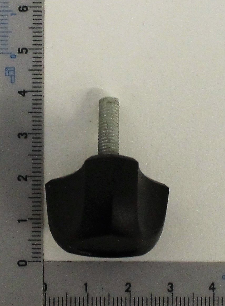 Sterngriffschraube M5 x 16